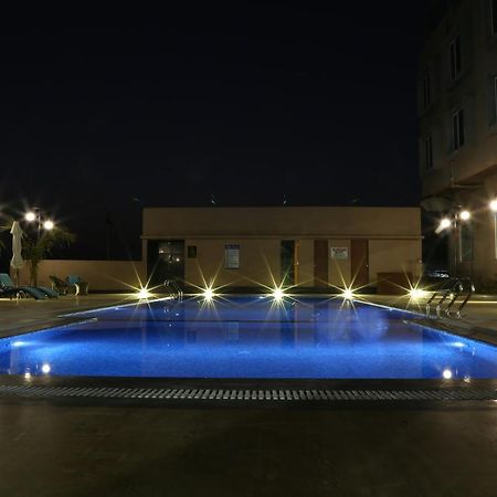 מלון The Fern Residency Mundra מראה חיצוני תמונה