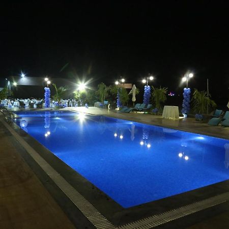 מלון The Fern Residency Mundra מראה חיצוני תמונה