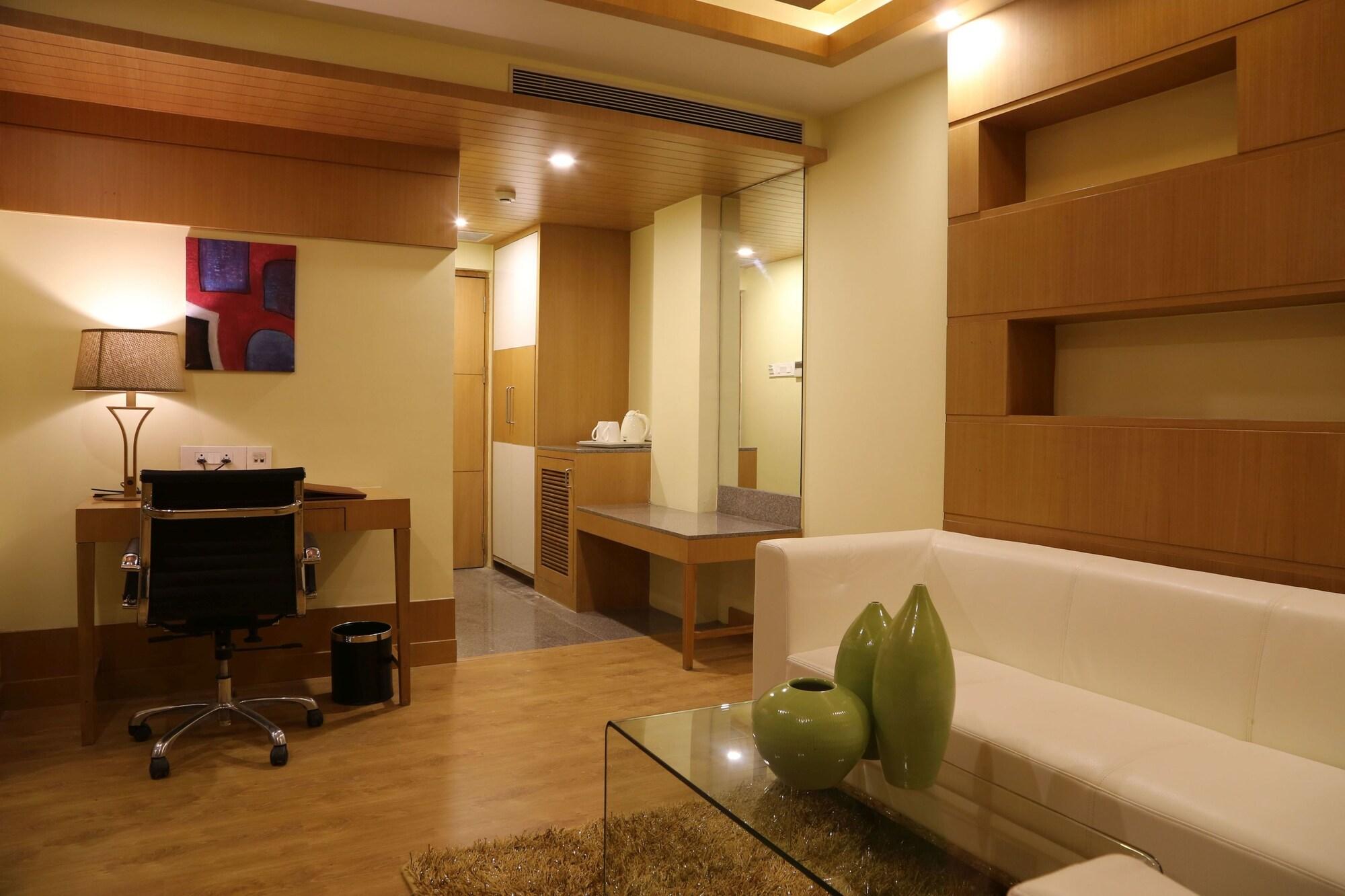 מלון The Fern Residency Mundra מראה חיצוני תמונה