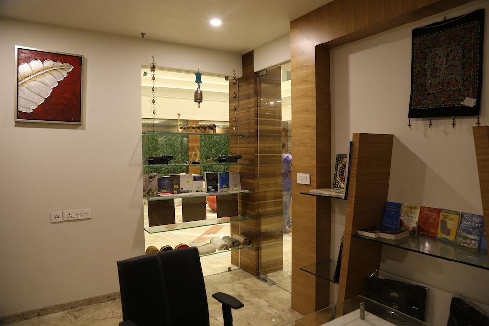 מלון The Fern Residency Mundra מראה חיצוני תמונה