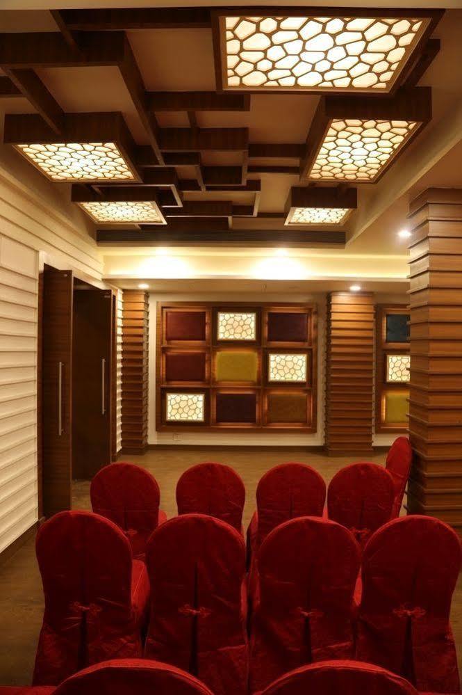 מלון The Fern Residency Mundra מראה חיצוני תמונה